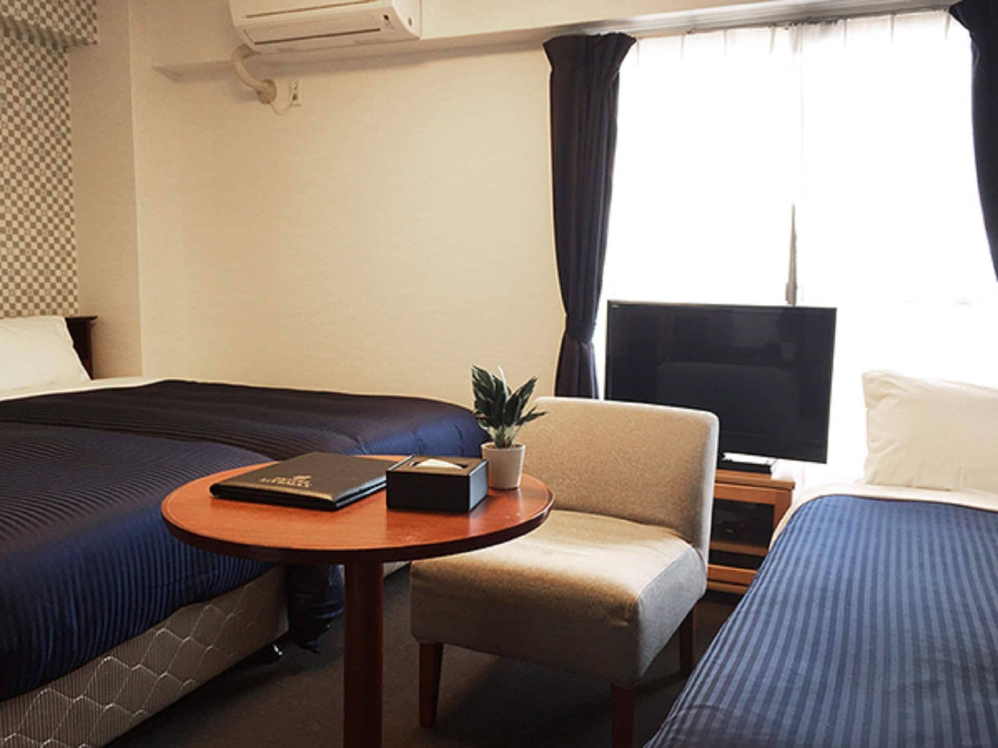 Hotel Livemax Budget Футю Екстер'єр фото